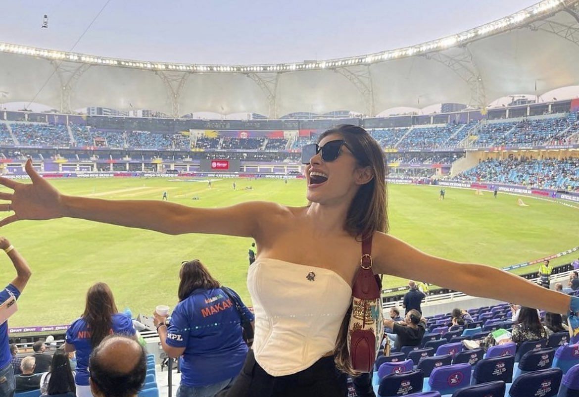Mouni Roy also travelled from India to watch the India-Pakistan clash